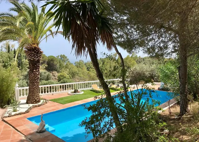 Fenavista בית הארחה 2*